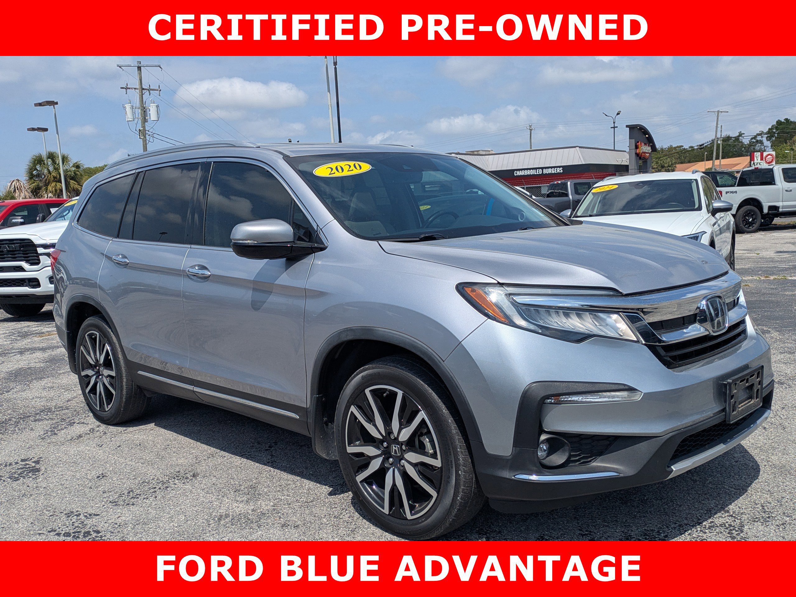 Used 2020 Honda Pilot Touring image 7