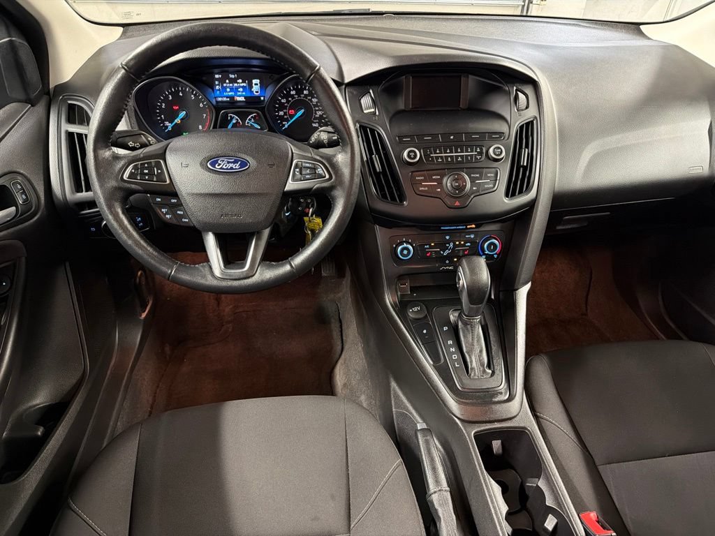 Certified 2018 Ford Focus SE w/ Cold Weather Package FWD image 8