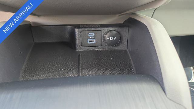 Certified 2023 Ford Escape Active AWD/4WD image 17