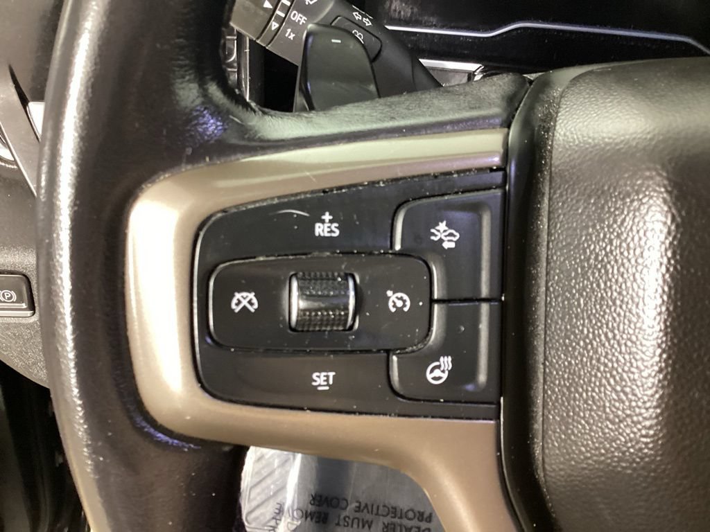 Used 2022 Chevrolet Silverado 1500 High Country w/ High Country Premium Package AWD/4WD image 15