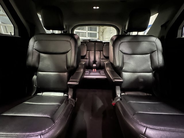 Certified 2024 Ford Explorer Limited w/ Limited Technology Package AWD/4WD image 16