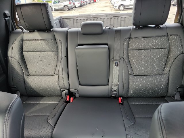 Used 2025 Toyota Tundra SR5 w/ SR5 Premium Package RWD image 18
