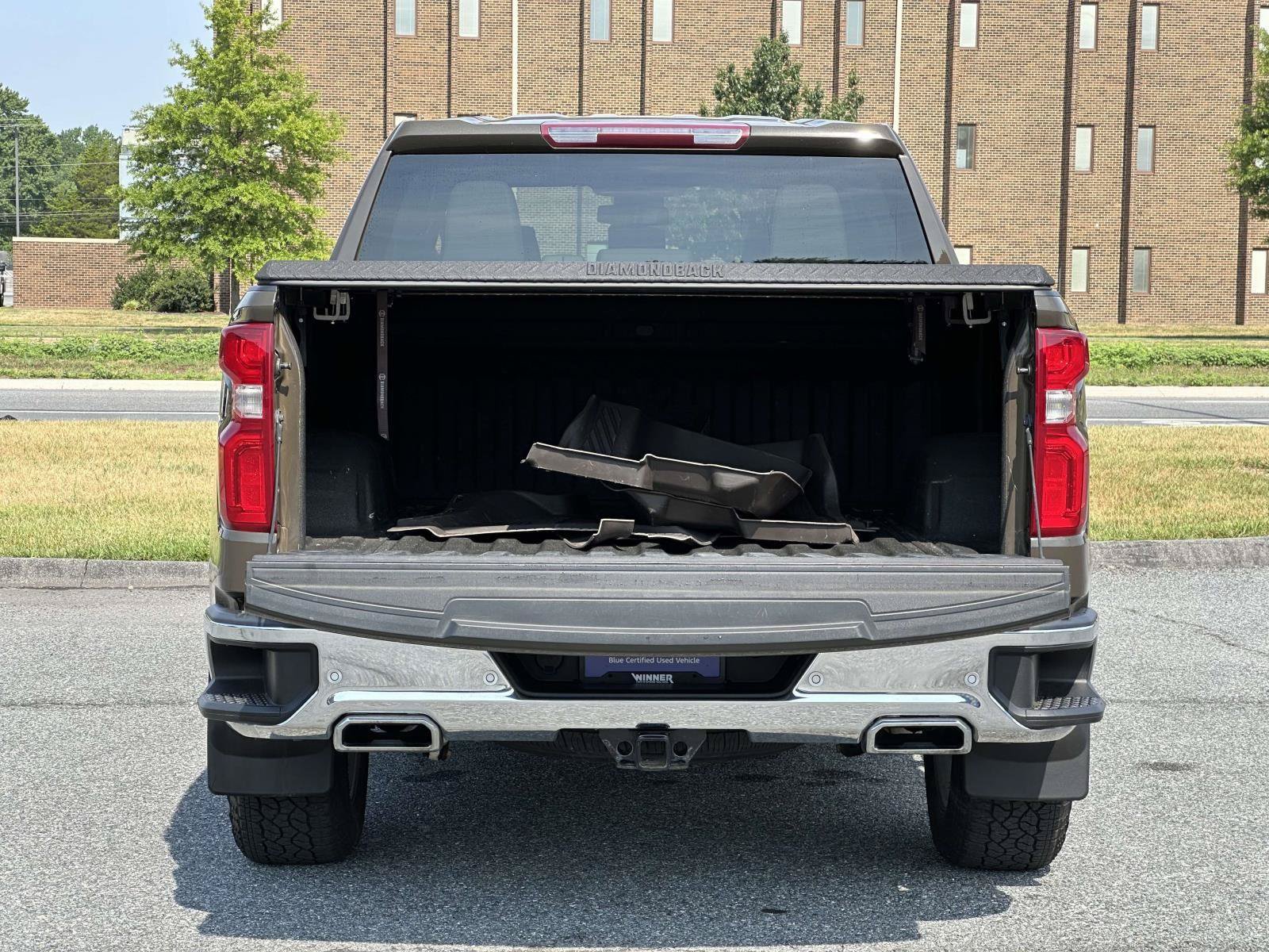 Used 2023 Chevrolet Silverado 1500 LTZ AWD/4WD image 11