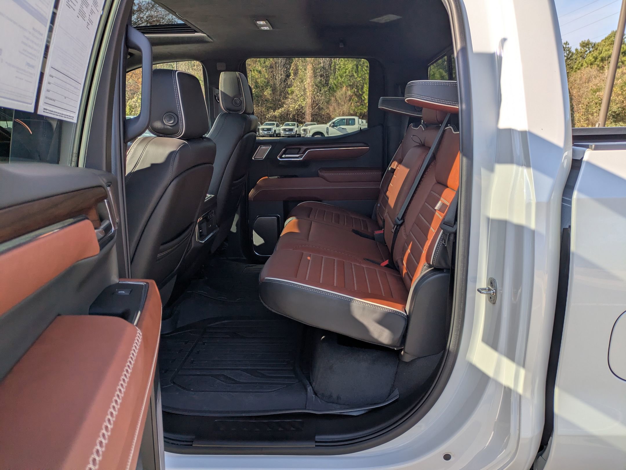 Used 2024 GMC Sierra 1500 Denali Ultimate image 29