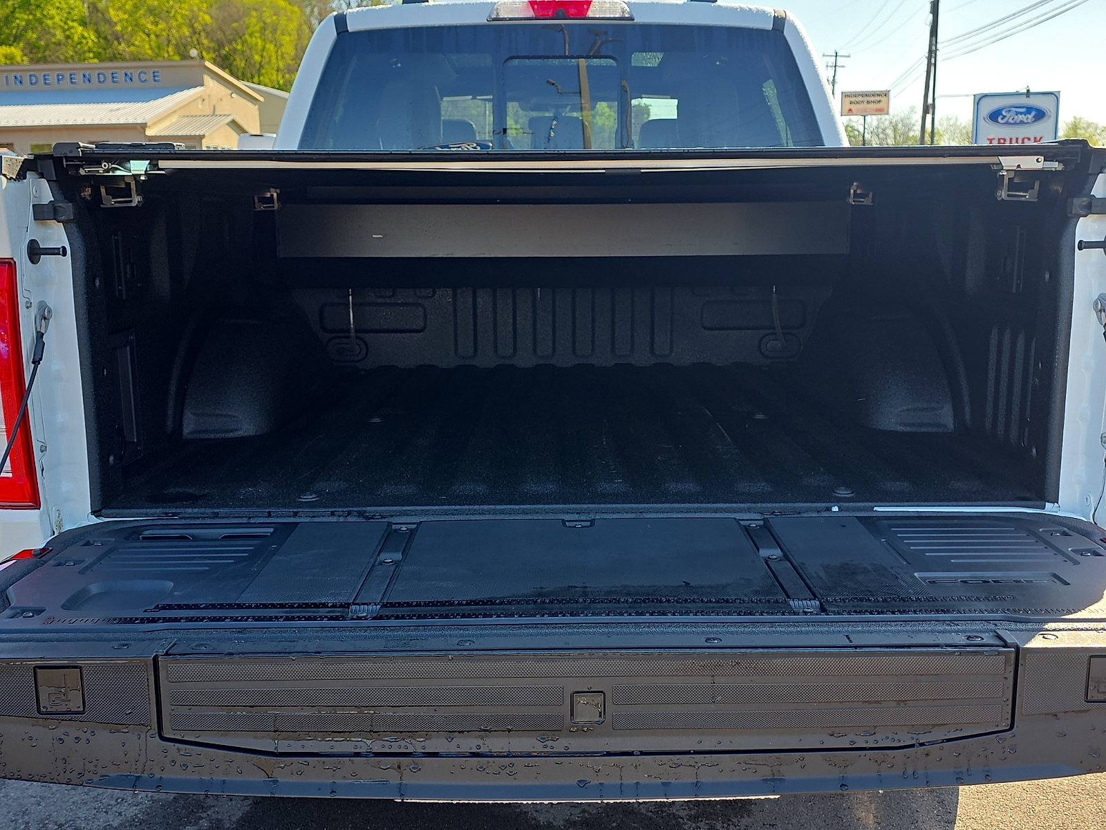 Certified 2022 Ford F150 Lariat w/ Max Trailer Tow Package AWD/4WD image 30