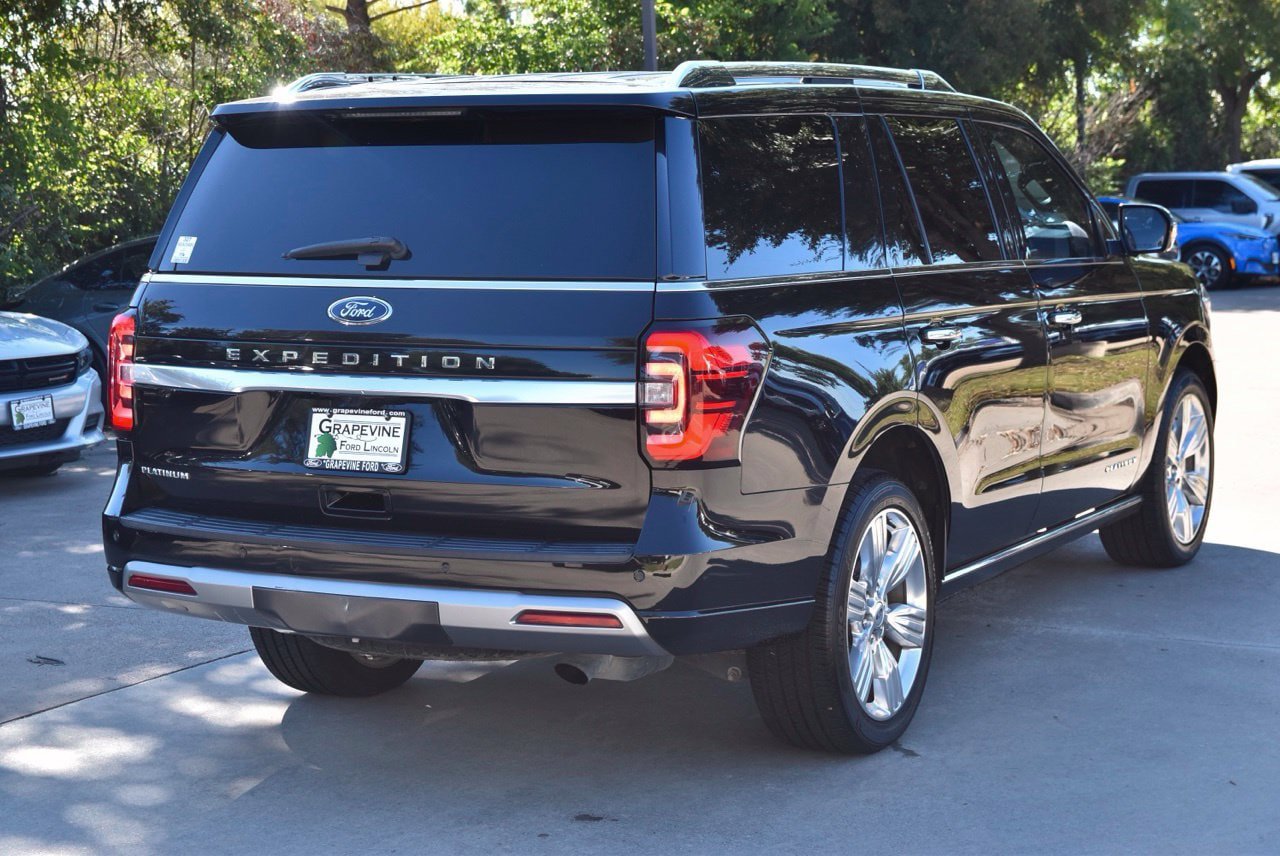 Certified 2022 Ford Expedition Platinum RWD image 8