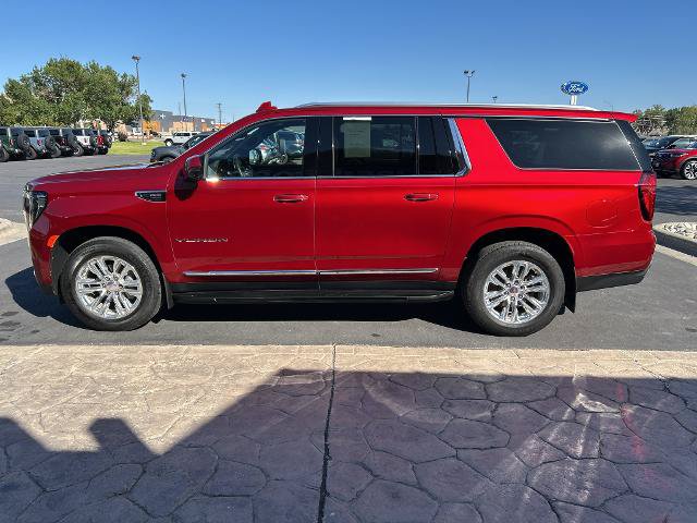 Used 2023 GMC Yukon XL SLT w/ SLT Luxury Package AWD/4WD image 5