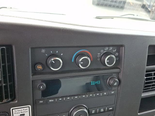 Used 2021 GMC Savana 3500 w/ Power Convenience Package RWD image 14
