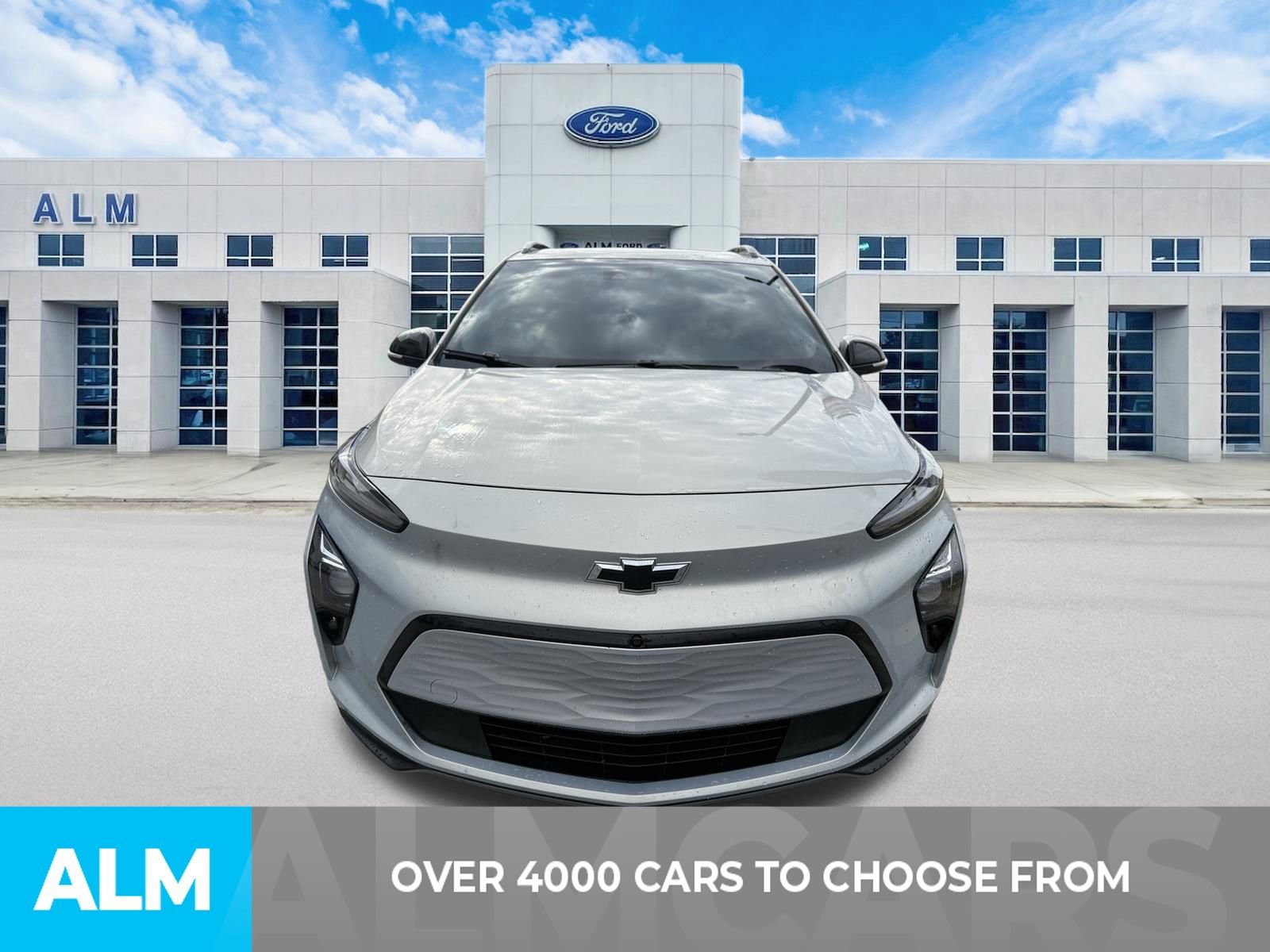 Used 2022 Chevrolet Bolt EUV Premier w/ Launch Edition image 2