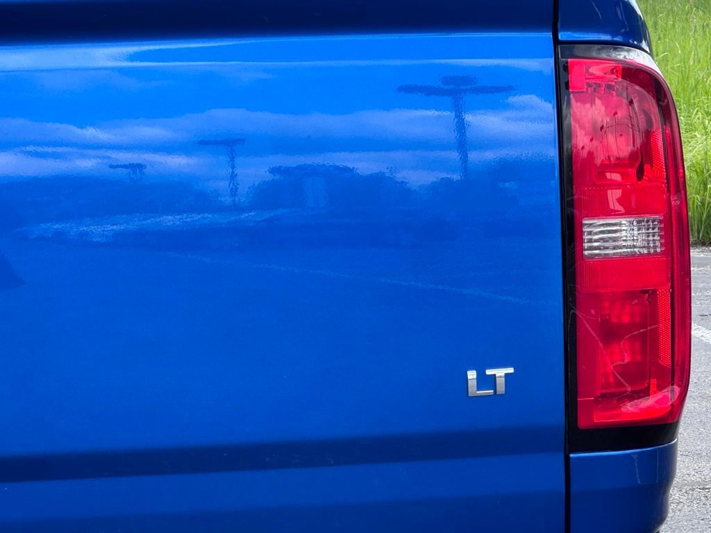 Used 2019 Chevrolet Colorado LT w/ LT Convenience Package AWD/4WD image 12