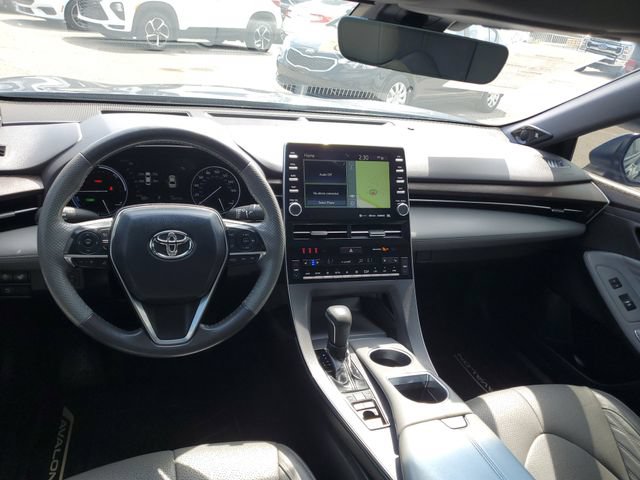 Used 2019 Toyota Avalon Limited w/ All Weather Liner Package FWD image 12