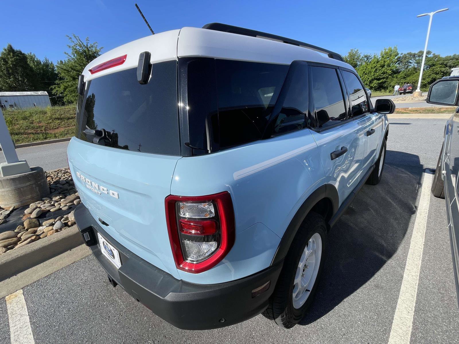 Certified 2024 Ford Bronco Sport Heritage w/ Heritage Convenience Package AWD/4WD image 11