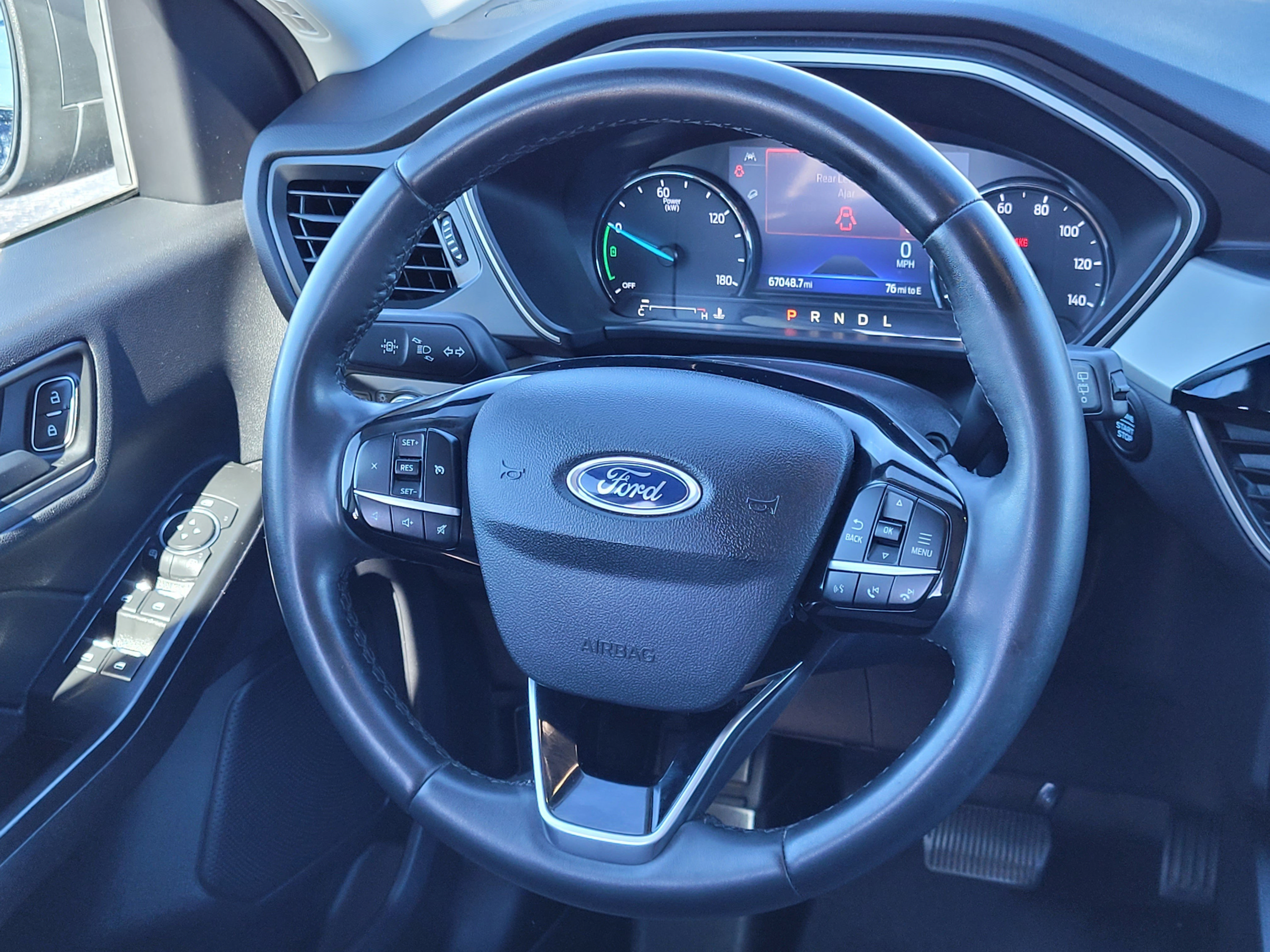 Certified 2022 Ford Escape SE w/ Convenience Package FWD image 12