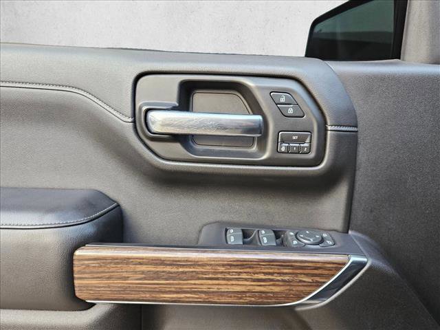 Used 2019 Chevrolet Silverado 1500 High Country w/ Technology Package AWD/4WD image 27