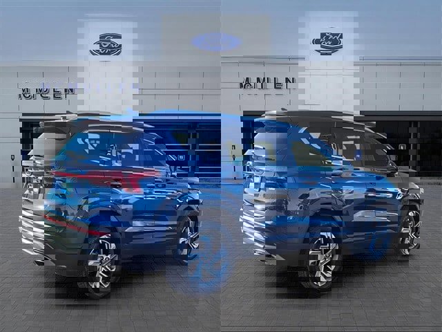 Used 2023 Hyundai Santa Fe SEL image 4