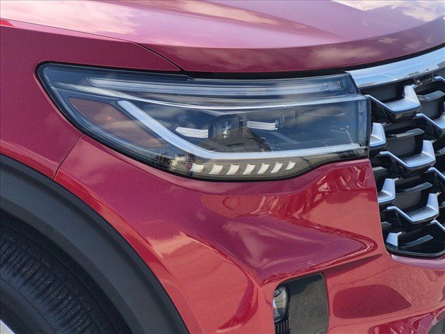 Certified 2026 Ford Explorer Platinum w/ LUX Leather Package AWD/4WD image 13