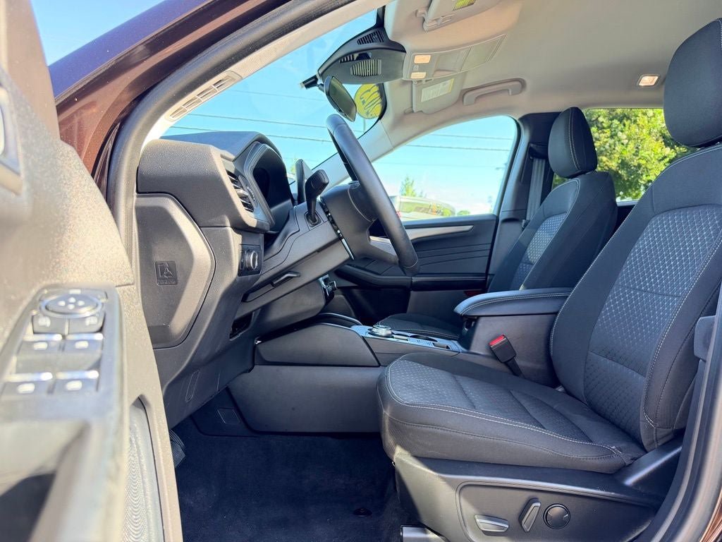 Certified 2023 Ford Escape Active w/ Tech Pack #1 FWD image 23
