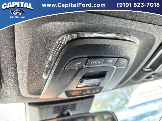 Used 2025 Toyota Corolla SE FWD image 32