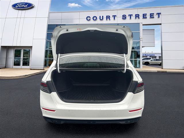 Used 2023 Honda Accord Touring image 17