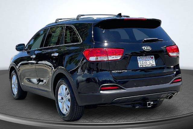 Used 2017 Kia Sorento AWD w/ LX Convenience Package image 13