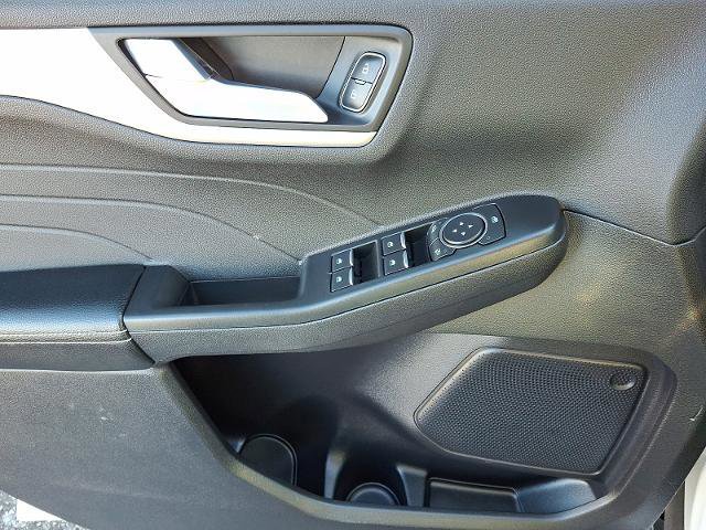 Certified 2022 Ford Escape SEL image 12