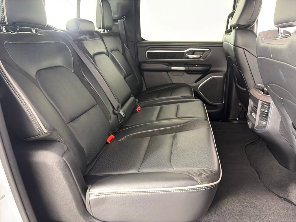 Used 2025 RAM 1500 Laramie image 30