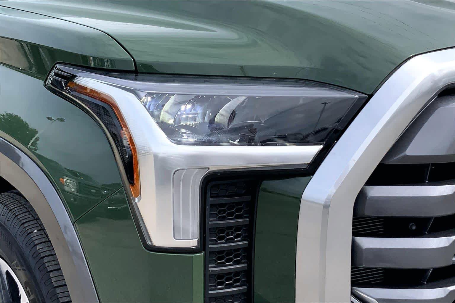 Used 2023 Toyota Tundra Limited w/ Power Package RWD image 26