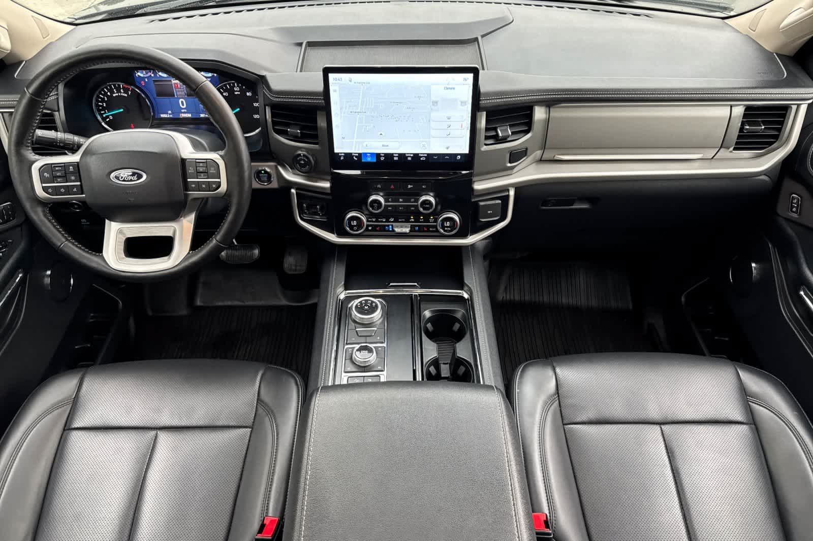 Certified 2024 Ford Expedition XLT AWD/4WD image 3