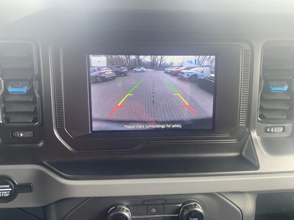 Certified 2023 Ford Bronco Black Diamond image 11