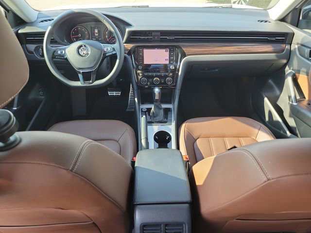 Used 2022 Volkswagen Passat 2.0T FWD image 10