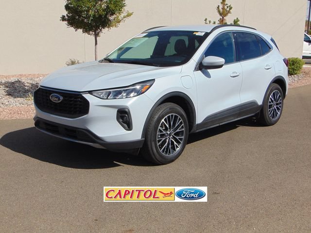 Certified 2026 Ford Escape SE w/ Class II Trailer Tow Package