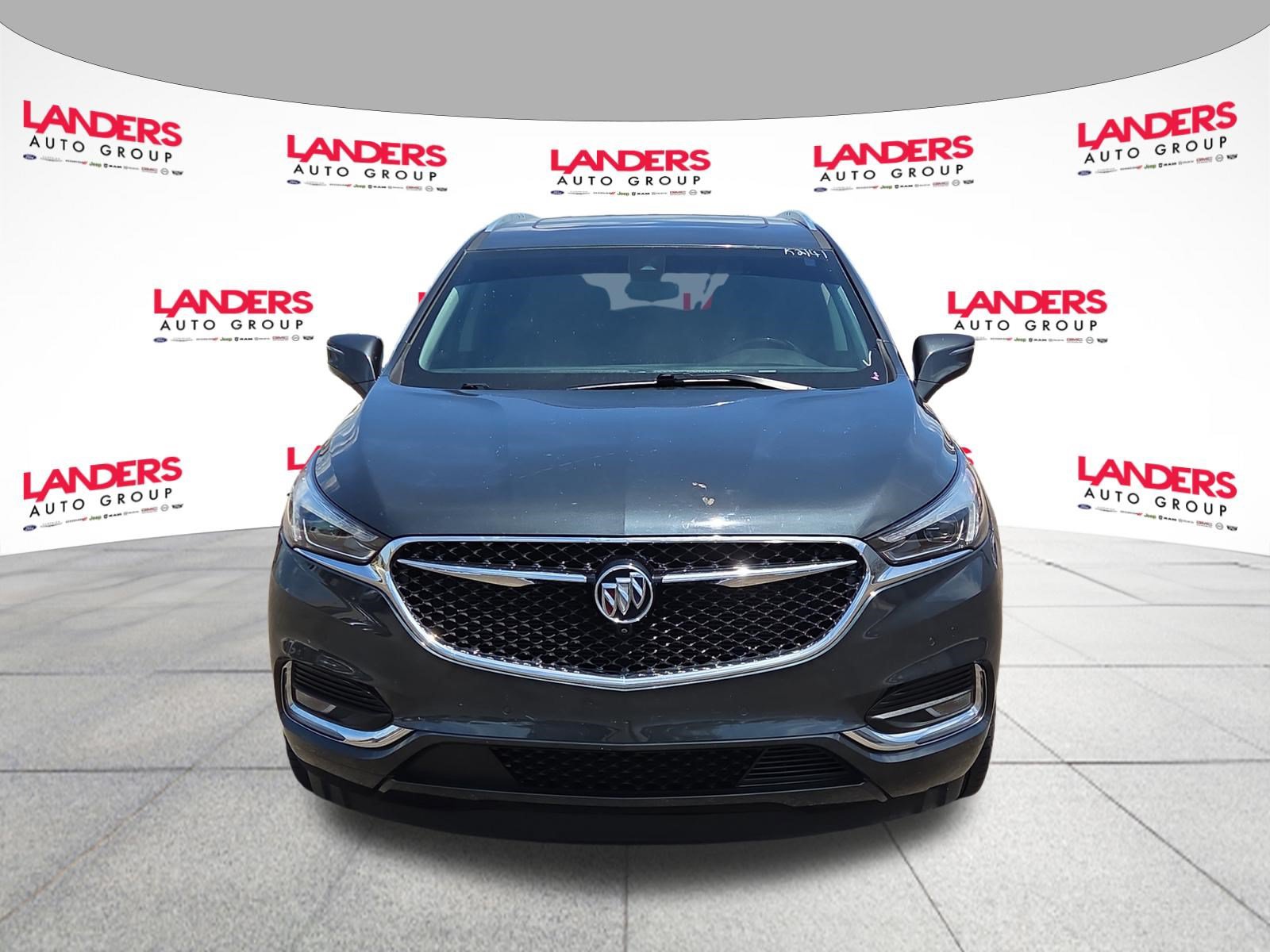 Used 2021 Buick Enclave Avenir w/ Avenir Technology Package FWD image 8