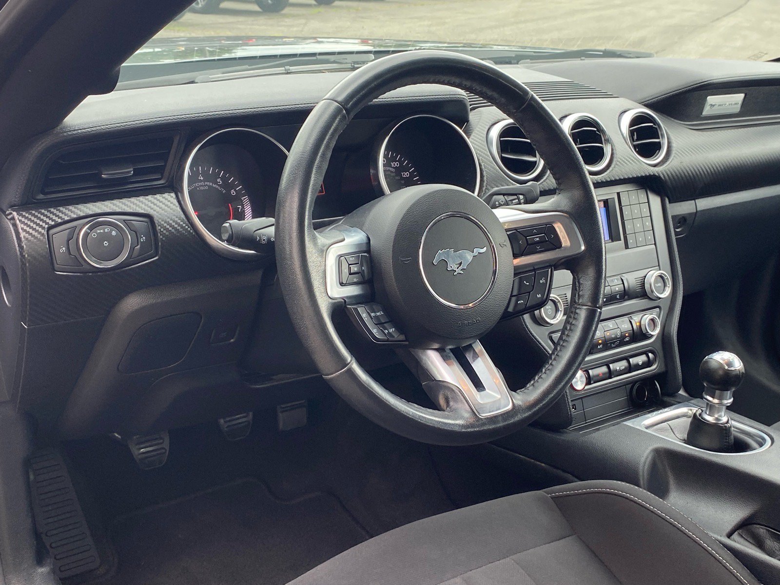 Certified 2022 Ford Mustang Coupe RWD image 10