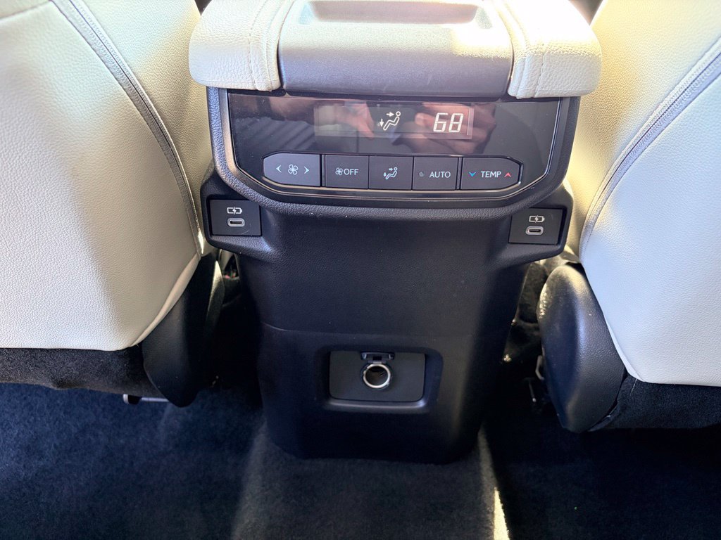 Used 2026 Toyota Grand Highlander FWD image 26