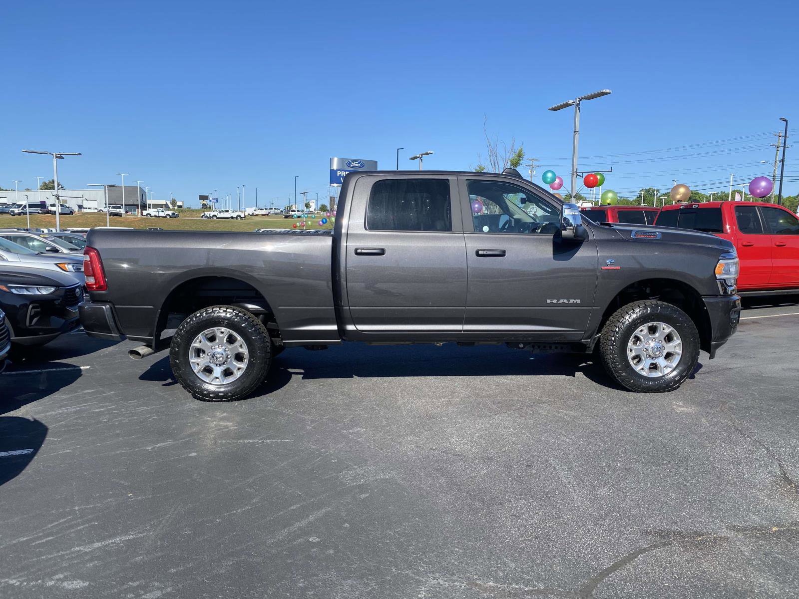 Used 2024 RAM 2500 Laramie w/ Safety Group AWD/4WD image 8