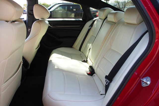 Used 2021 Honda Accord Sport image 17