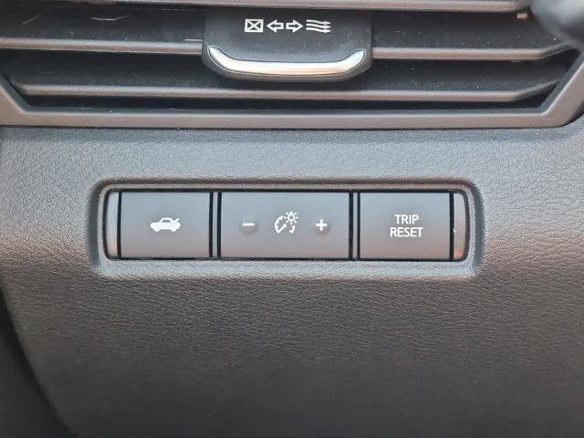 Used 2023 Nissan Altima 2.5 SR w/ SR Premium Package FWD image 18