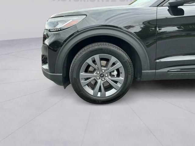 Certified 2026 Ford Explorer Active w/ Active Comfort Package AWD/4WD image 9