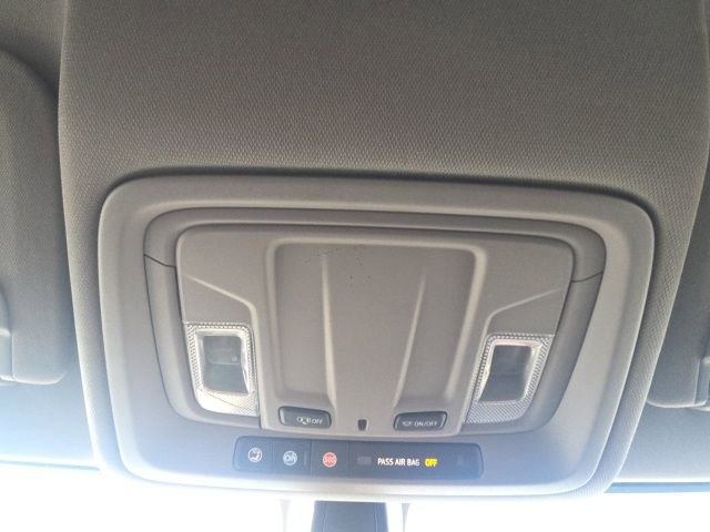 Used 2020 Chevrolet Silverado 1500 Custom w/ Custom Value Package image 25