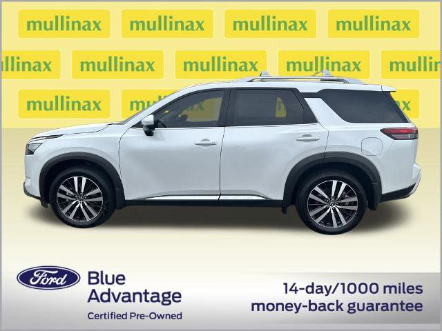 Used 2025 Nissan Pathfinder Platinum w/ Cargo Package image 12