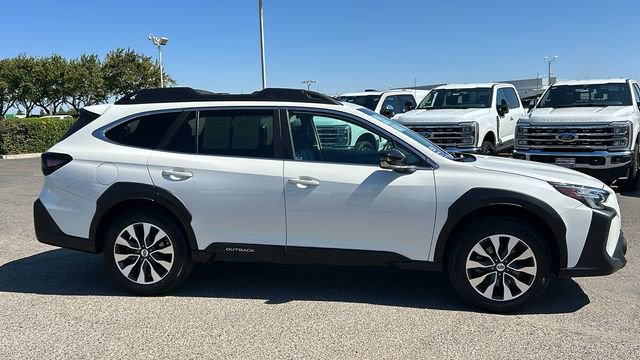Used 2023 Subaru Outback Limited image 2