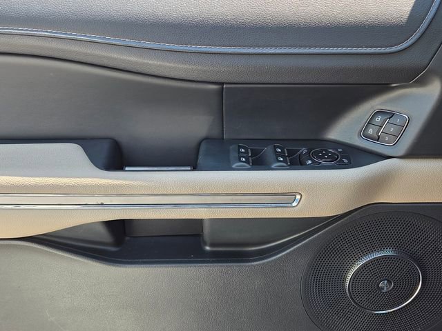 Certified 2024 Ford Expedition Limited image 34