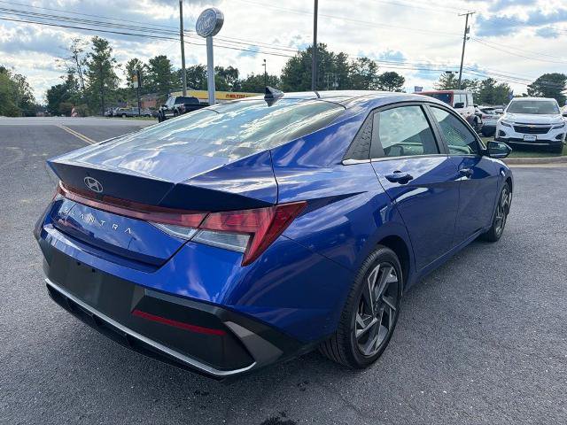 Used 2025 Hyundai Elantra SEL FWD image 5
