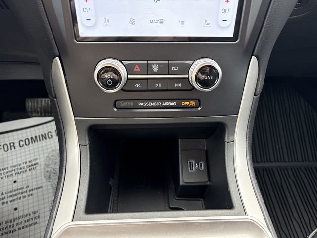 Certified 2024 Ford Edge SEL w/ Convenience Package image 32