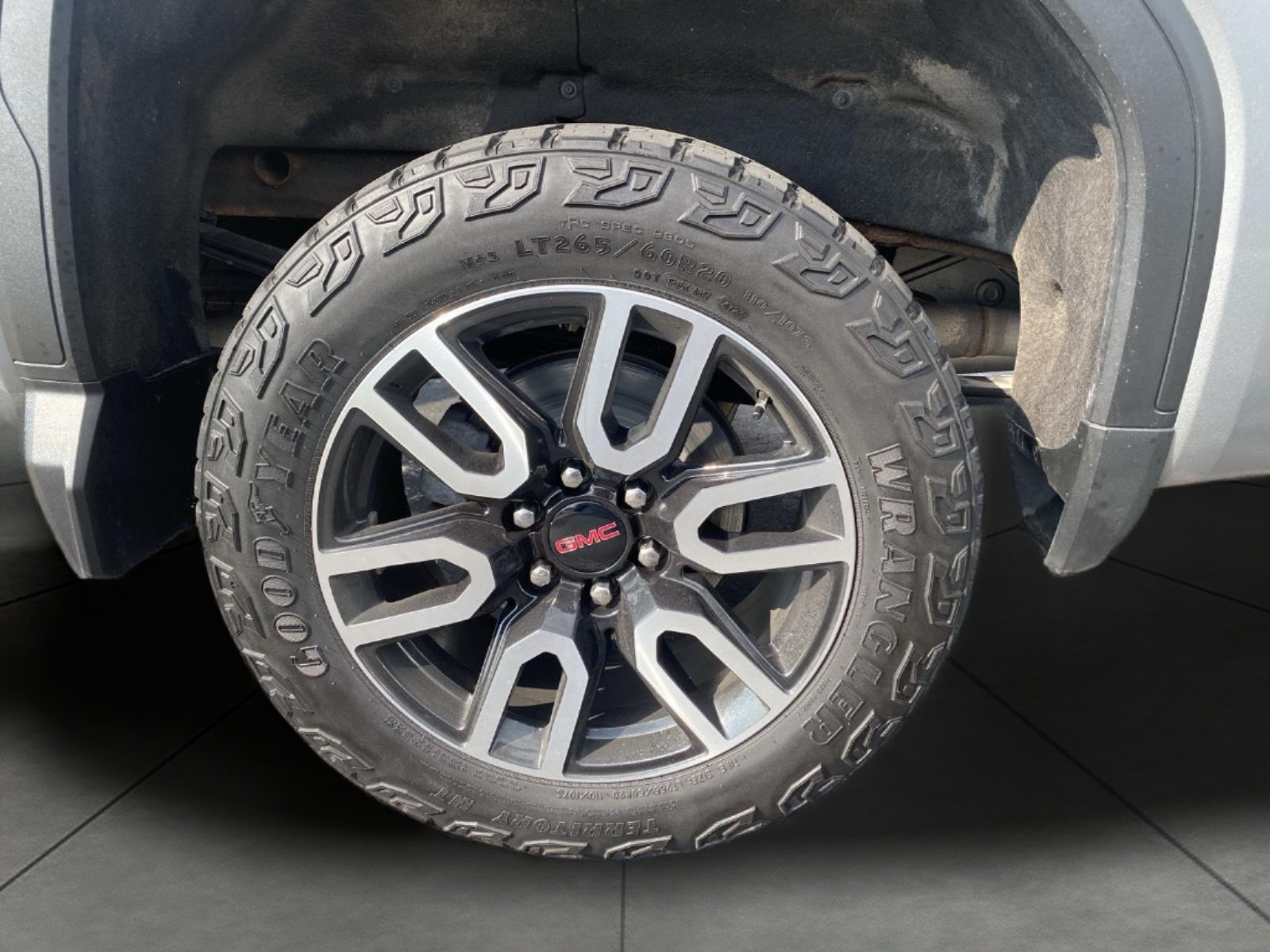 Used 2023 GMC Sierra 1500 AT4 w/ AT4 Premium Package AWD/4WD image 6
