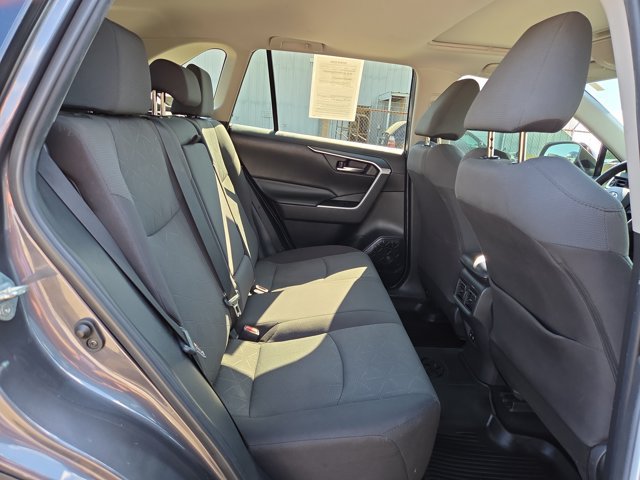 Used 2019 Toyota RAV4 XLE FWD image 14