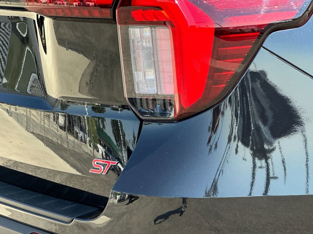 Certified 2025 Ford Explorer ST AWD/4WD image 26