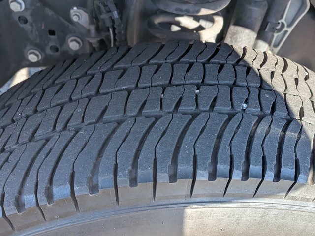 Certified 2021 Ford F250 Platinum w/ FX4 Off-Road Package image 12