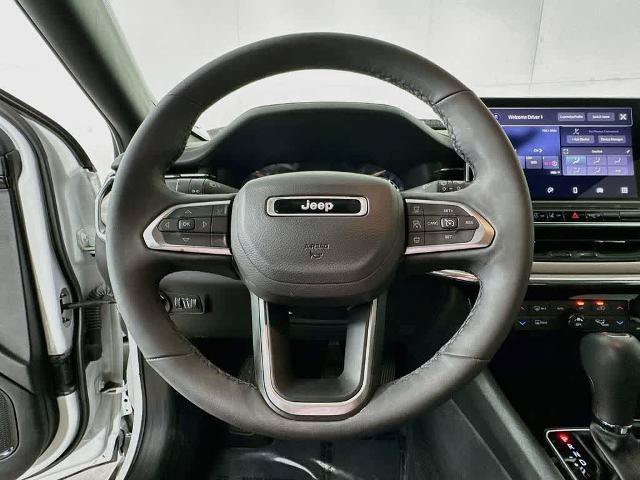 Used 2024 Jeep Compass Limited AWD/4WD image 16