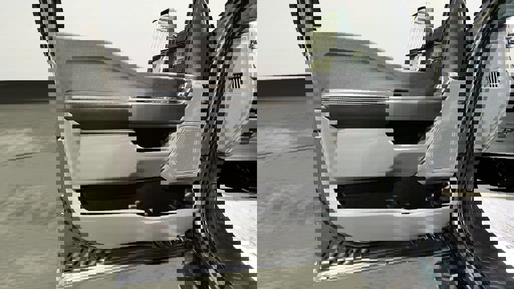 Certified 2025 Ford F250 XLT image 16